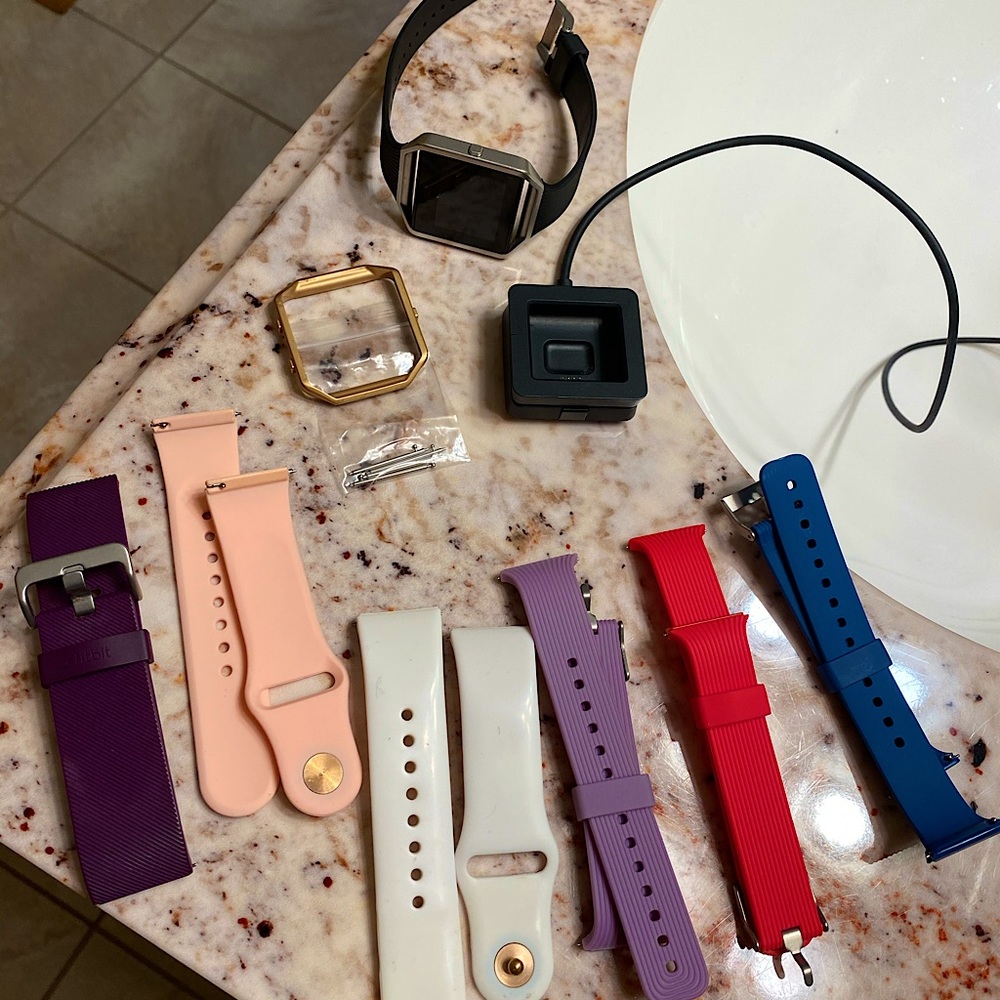 Fitbit Blaze WITH accessories + Charger
